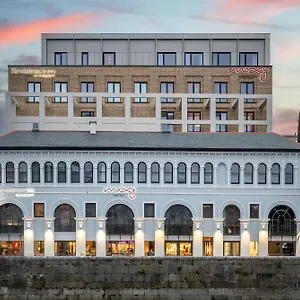 https://moxy.corkhotel.net